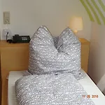 Einstein Hotel