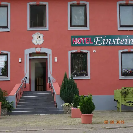 Hotel Einstein 2*